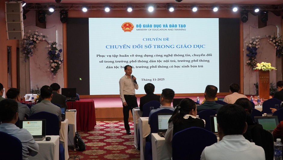 Ông Ngô Đăng Tiến - Trưởng phòng Công nghệ giáo dục và nhân lực số (Cục KHCNTT, BGDĐT) chia sẻ về chuyển đổi số trong giáo dục